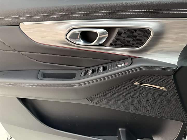 Фото 22 - GAC Trumpchi GS8