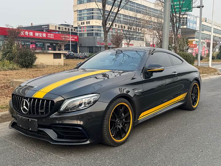 Фото 1 - Mercedes-Benz C-Class AMG