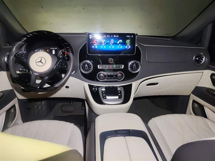 Фото 13 - Mercedes-Benz Vito