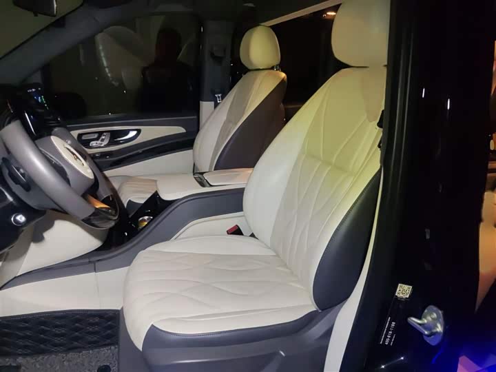 Фото 8 - Mercedes-Benz Vito