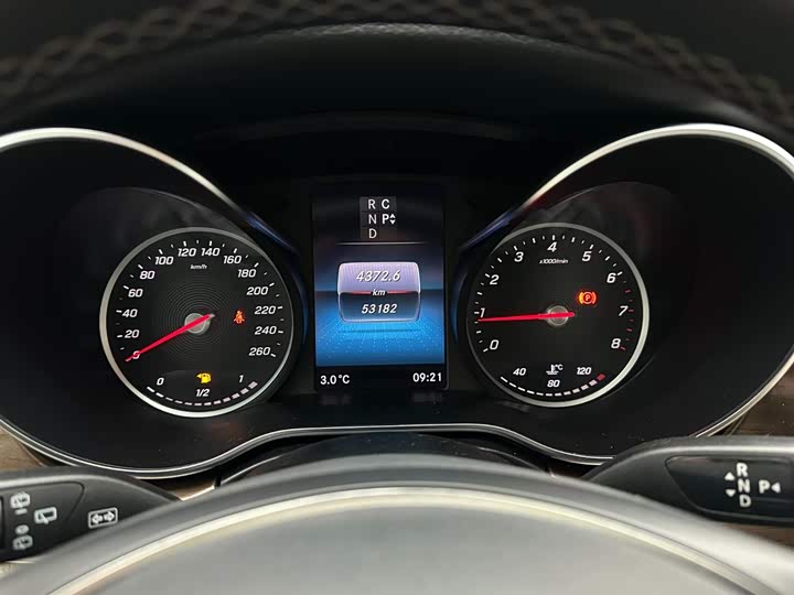 Фото 13 - Mercedes-Benz V-Class