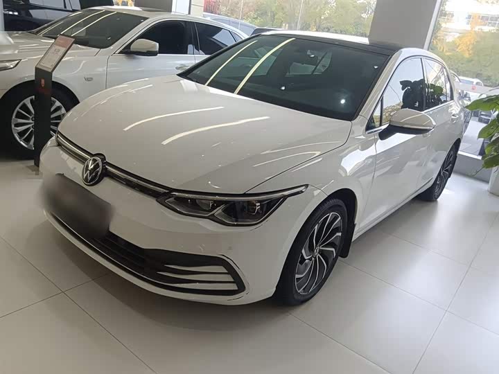 Фото 1 - Volkswagen Golf