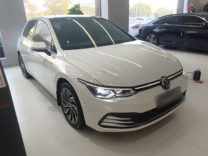 Фото 4 - Volkswagen Golf