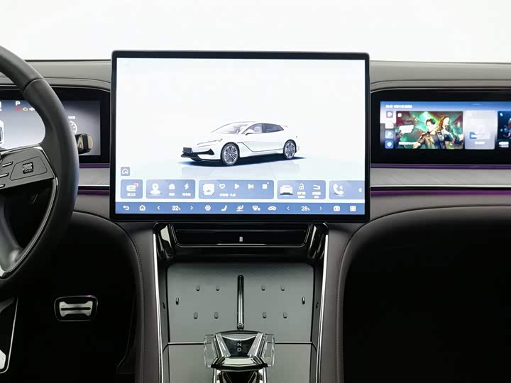 Фото 12 - Denza Z9GT