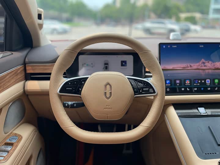 Фото 11 - Aito M7