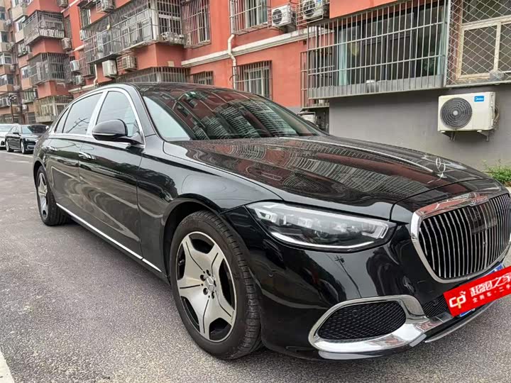 Фото 3 - Mercedes-Benz Maybach S-Class