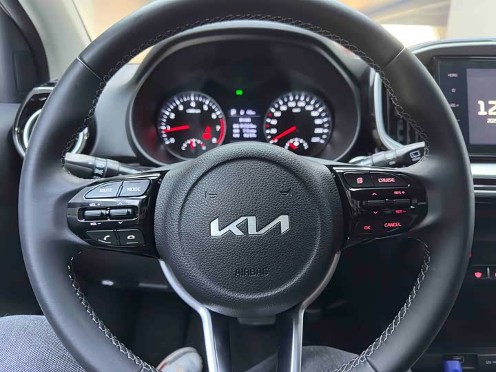 Фото 13 - Kia KX1