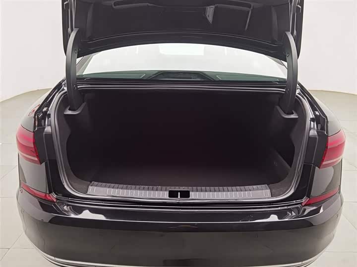 Фото 16 - Volkswagen Passat