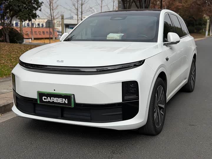 Фото 1 - LiXiang L6