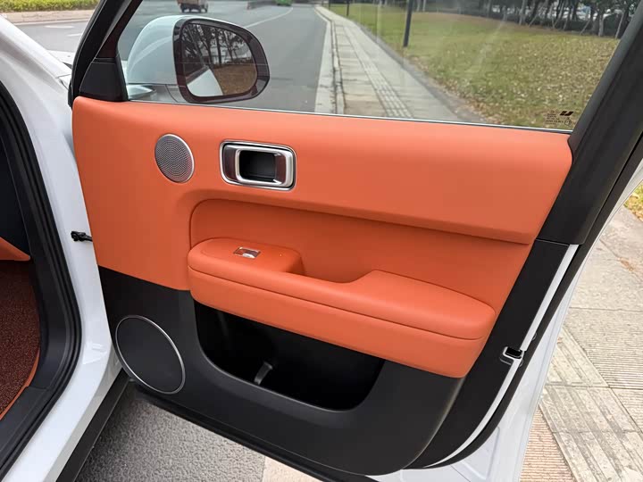 Фото 14 - LiXiang L6