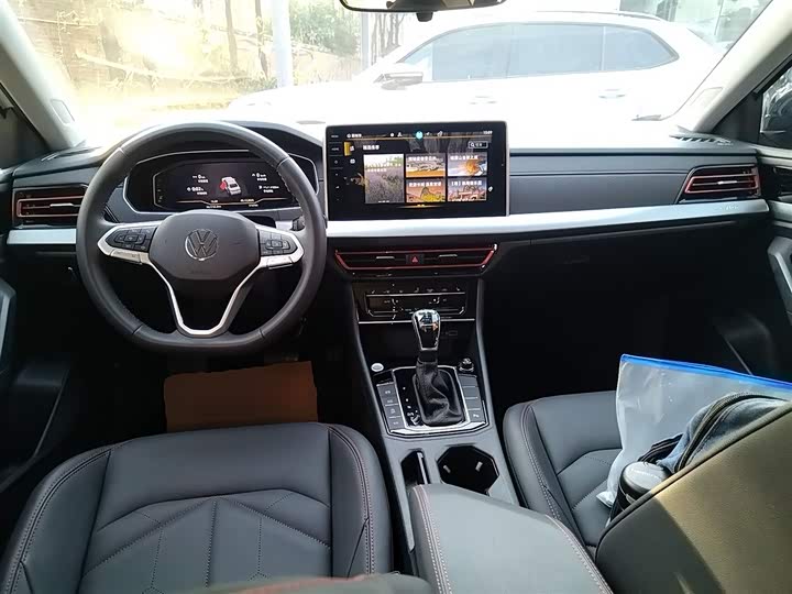 Фото 10 - Volkswagen Lavida