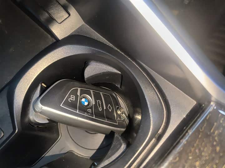 Фото 9 - BMW 3 Series