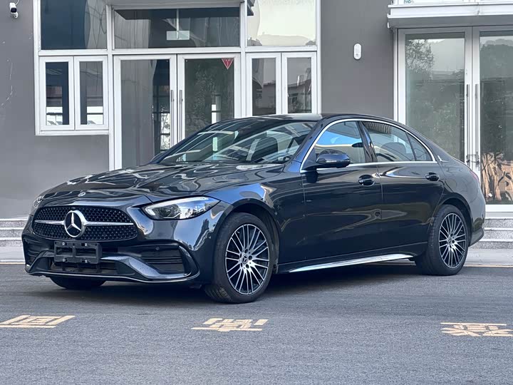 Фото 1 - Mercedes-Benz C-Class