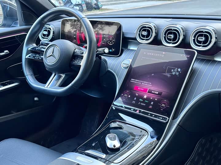 Фото 6 - Mercedes-Benz C-Class