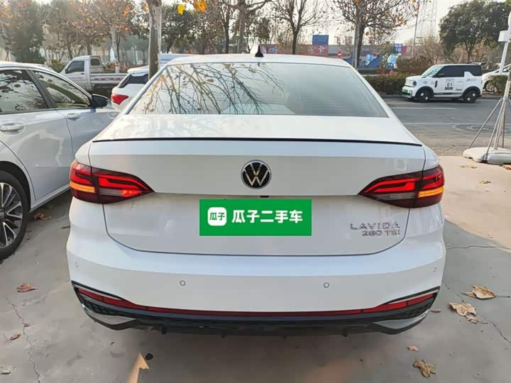 Фото 6 - Volkswagen Lavida