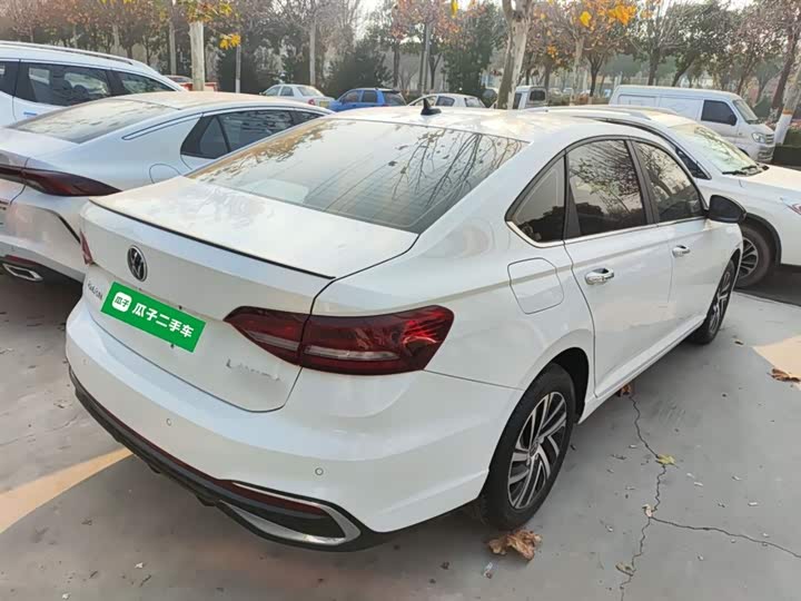 Фото 7 - Volkswagen Lavida