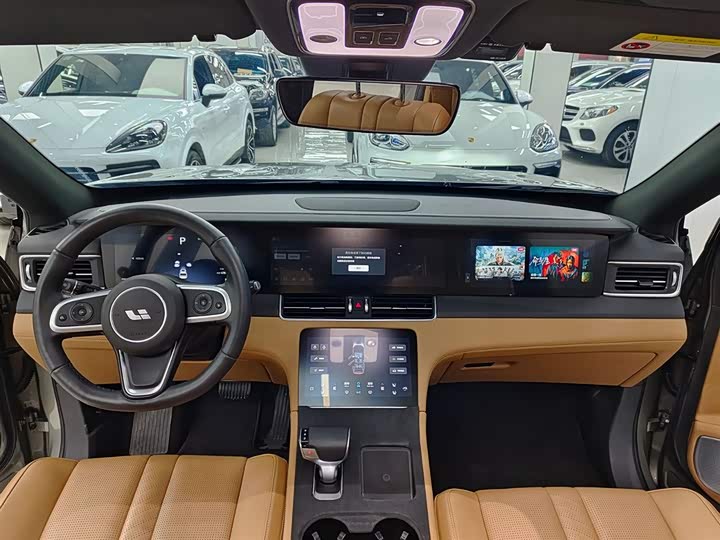 Фото 10 - LiXiang One