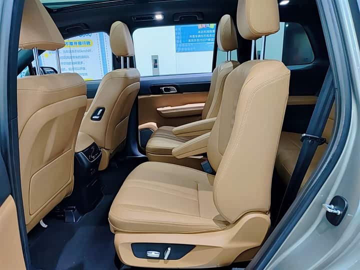 Фото 8 - LiXiang One