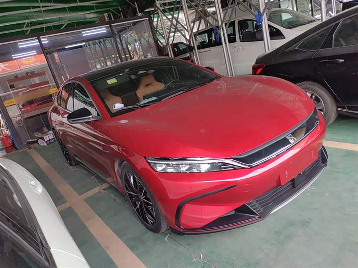 Фото 4 - BYD Han