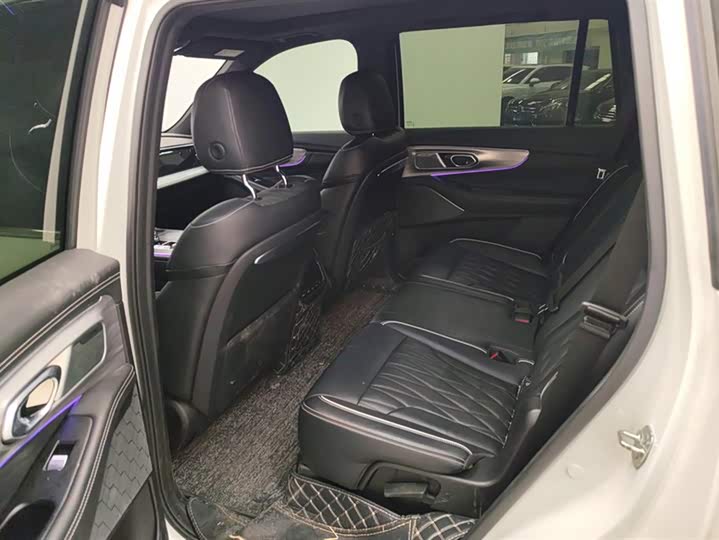 Фото 11 - GAC Trumpchi GS8