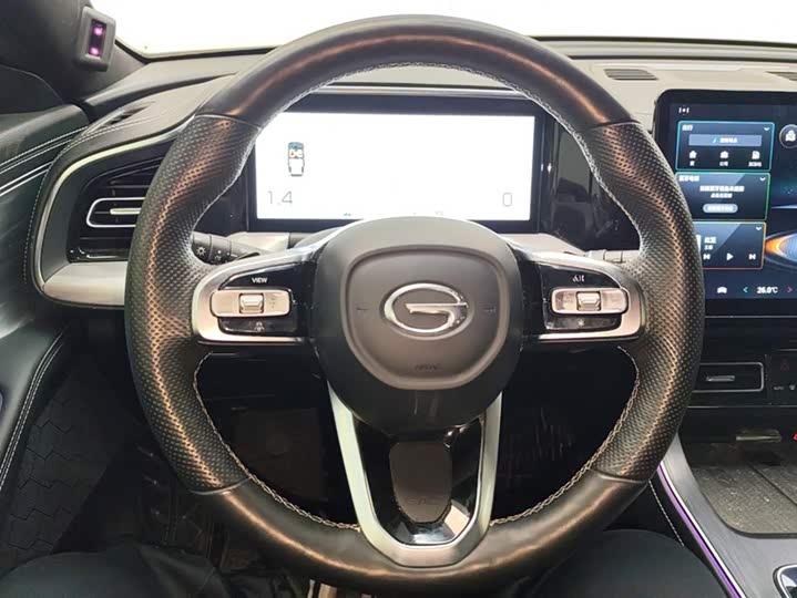 Фото 15 - GAC Trumpchi GS8