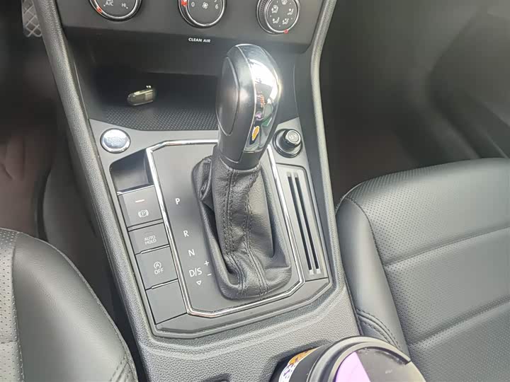 Фото 7 - Volkswagen Lavida