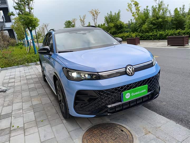 Фото 4 - Volkswagen Tiguan L Pro