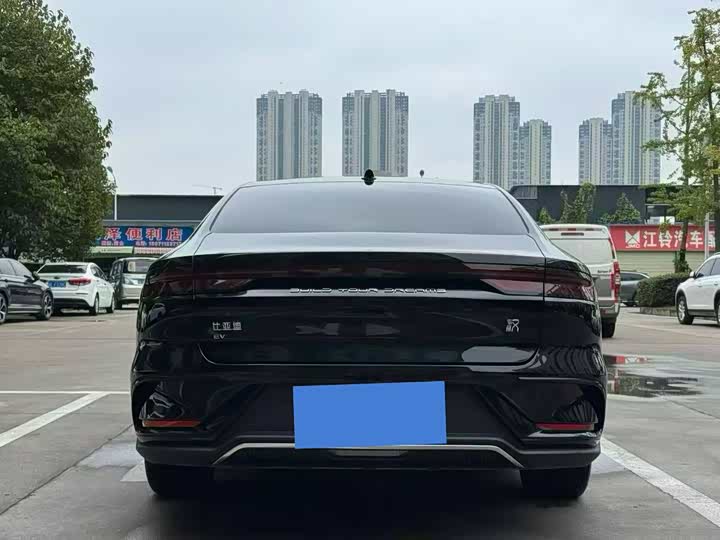 Фото 8 - BYD Han