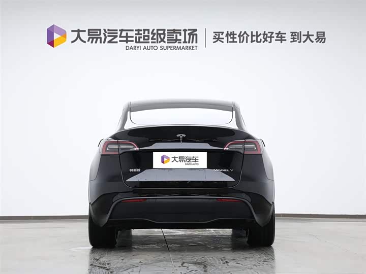 Фото 4 - Tesla Model Y