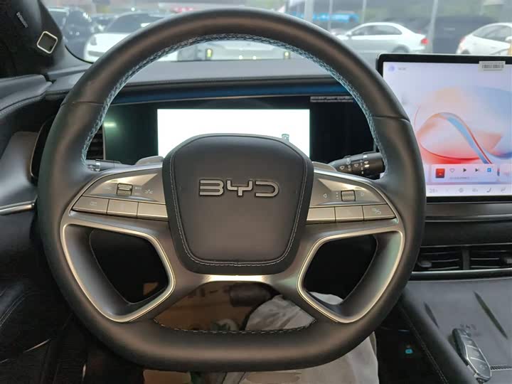 Фото 11 - BYD Sea Lion 07 EV