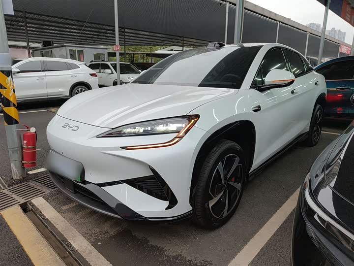 Фото 2 - BYD Sea Lion 07 EV