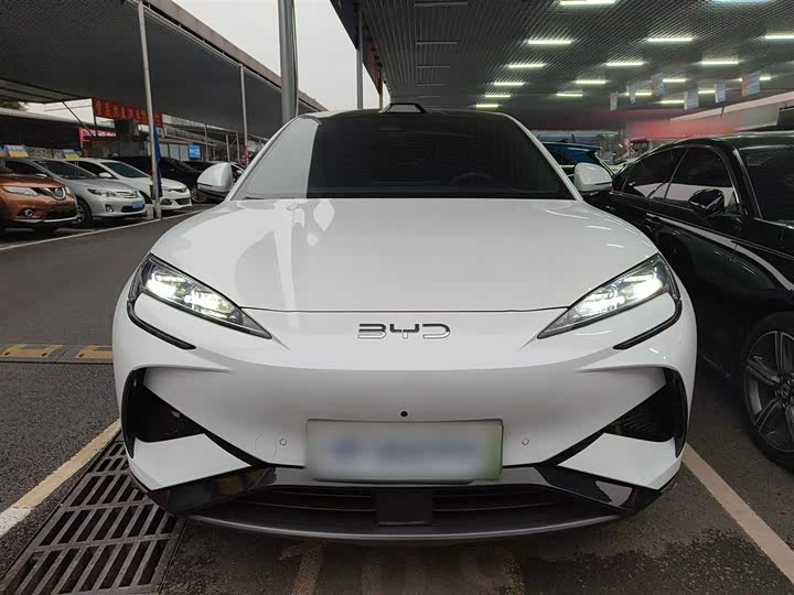 Фото 3 - BYD Sea Lion 07 EV