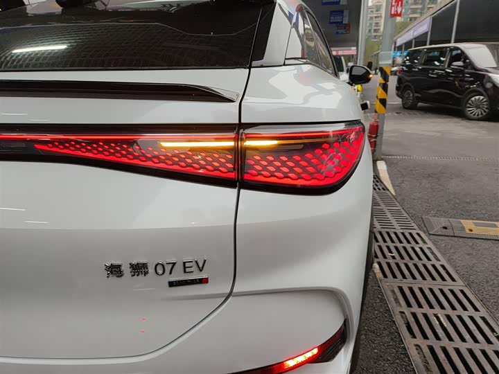 Фото 8 - BYD Sea Lion 07 EV