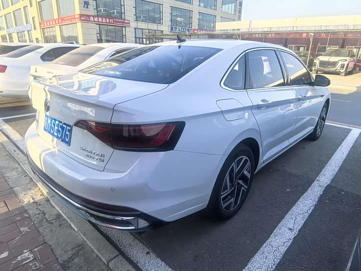 Фото 2 - Volkswagen Sagitar L