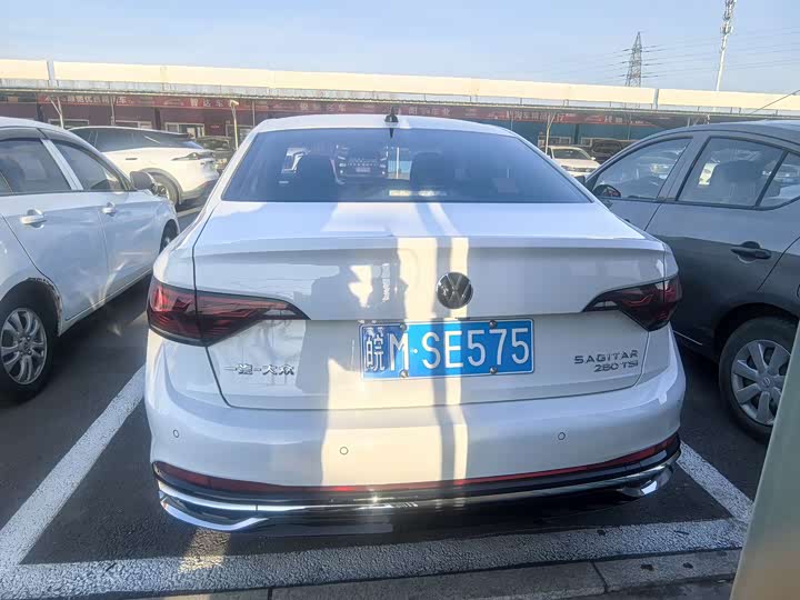 Фото 7 - Volkswagen Sagitar L