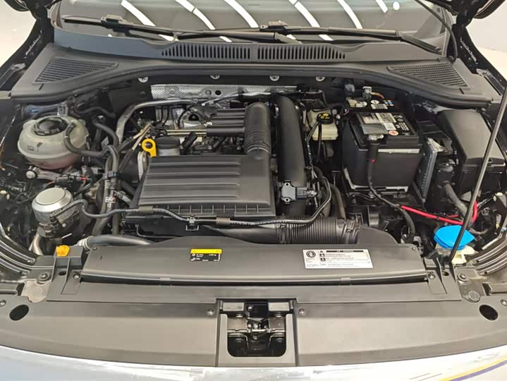 Фото 10 - Volkswagen Lavida