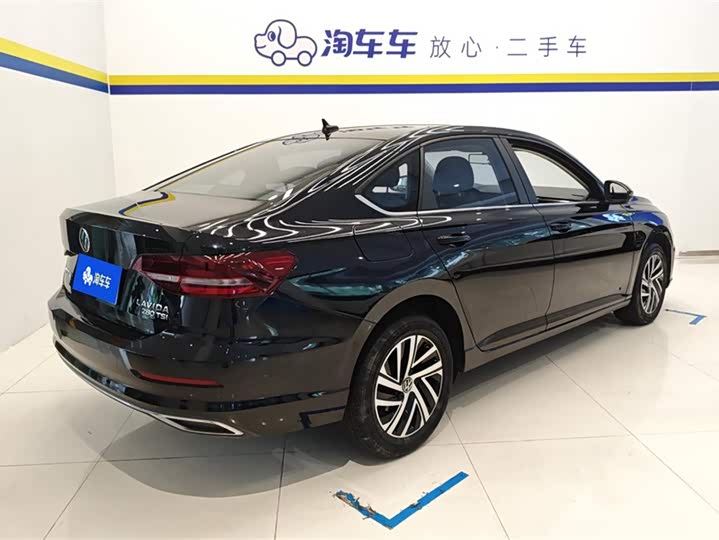 Фото 3 - Volkswagen Lavida