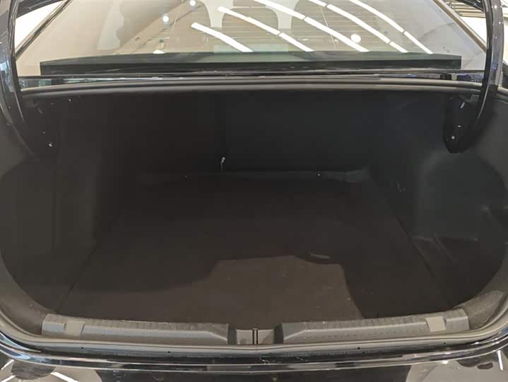 Фото 4 - Volkswagen Lavida