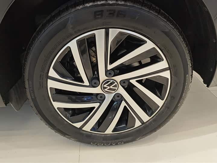 Фото 6 - Volkswagen Lavida