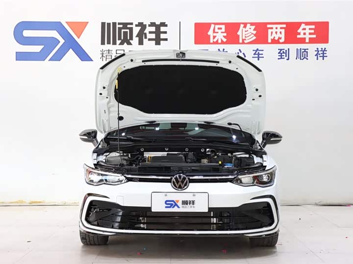 Фото 18 - Volkswagen Golf