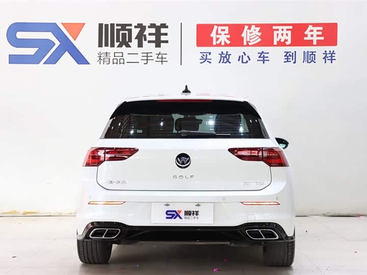 Фото 5 - Volkswagen Golf