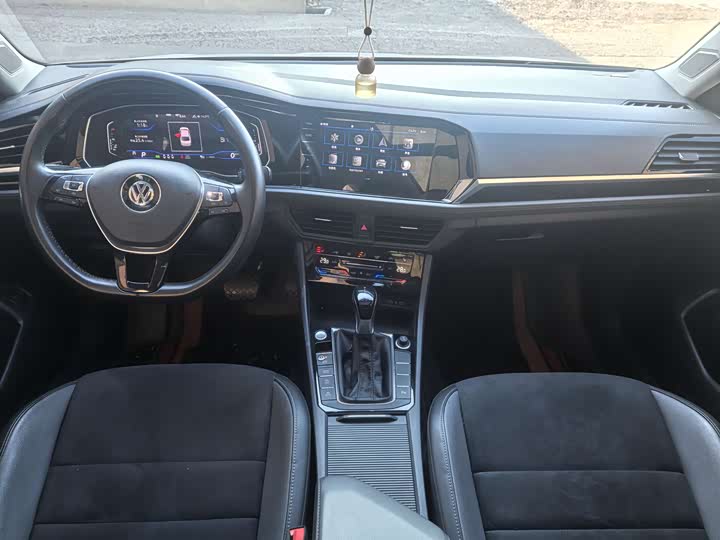 Фото 7 - Volkswagen Sagitar L