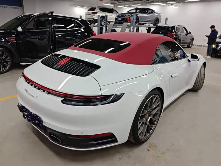 Фото 3 - Porsche 911