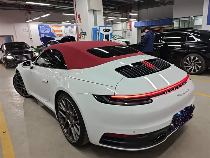 Фото 5 - Porsche 911