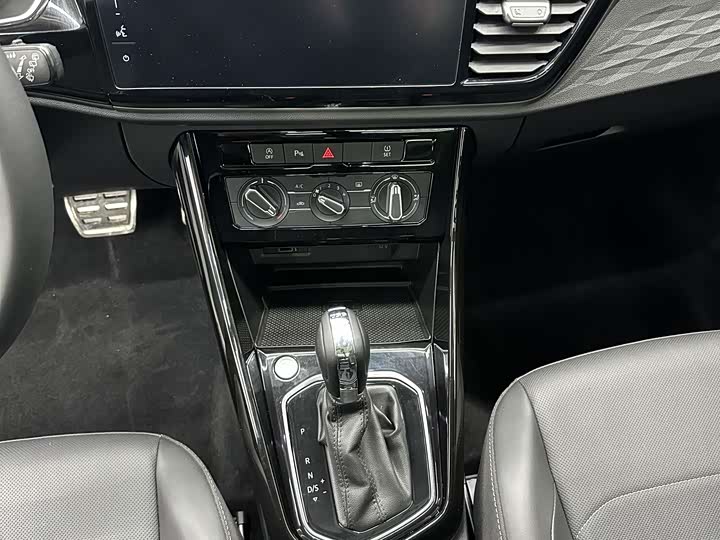 Фото 14 - Jetta VS7