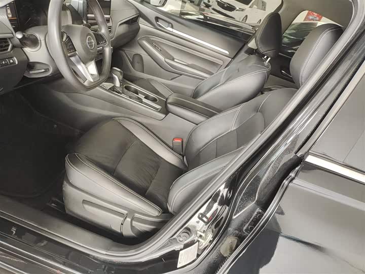 Фото 15 - Nissan Teana