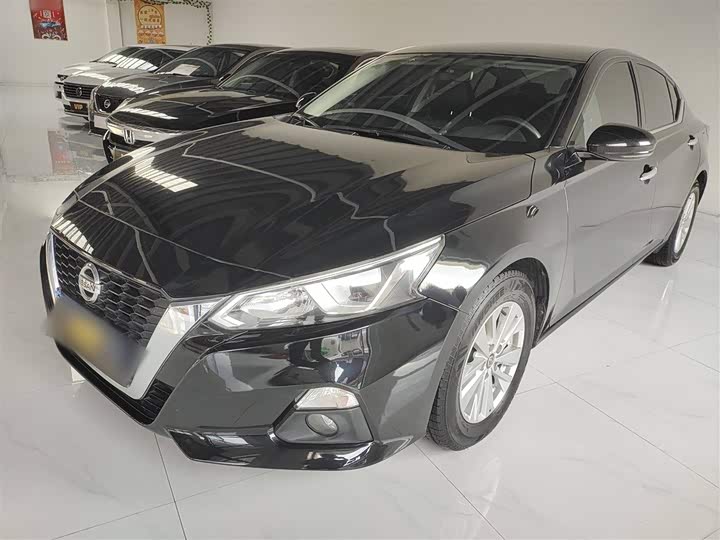 Фото 2 - Nissan Teana