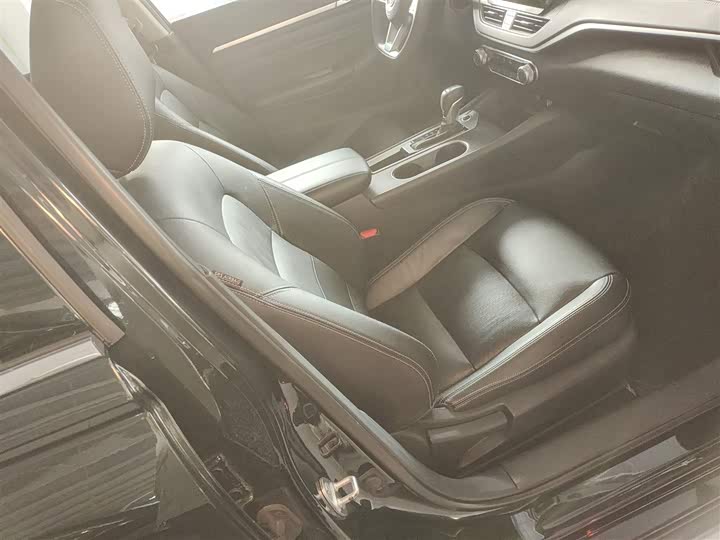 Фото 4 - Nissan Teana