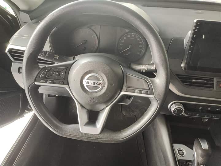 Фото 7 - Nissan Teana