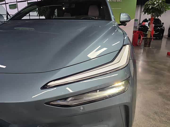 Фото 13 - Nio Onvo L60